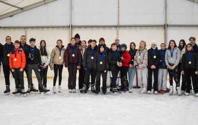 Jégen a diákok – első ICE Floorball Kupa Nyíregyházán