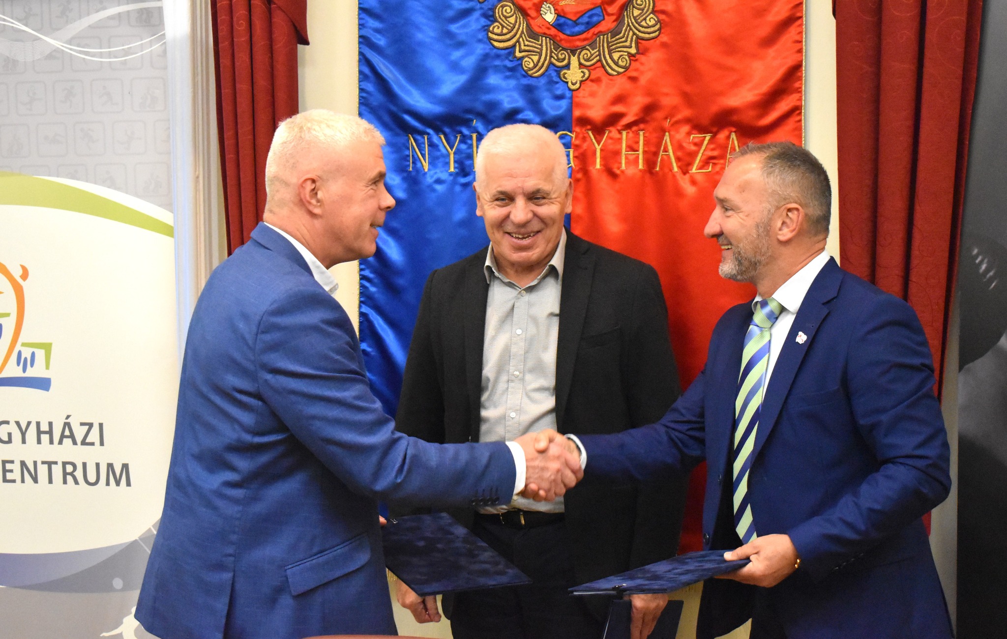 ÖKÖLVÍVÓ FELNŐTT ORSZÁGOS BAJNOKSÁG NYIREGYHÁZÁN ÖKÖLVÍVÓ FELNŐTT ORSZÁGOS BAJNOKSÁG NYIREGYHÁZÁN